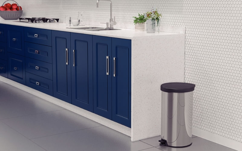 Lixeira Com Pedal New Tramontina Em Aço Inox Com Acabamento Polido 20 L