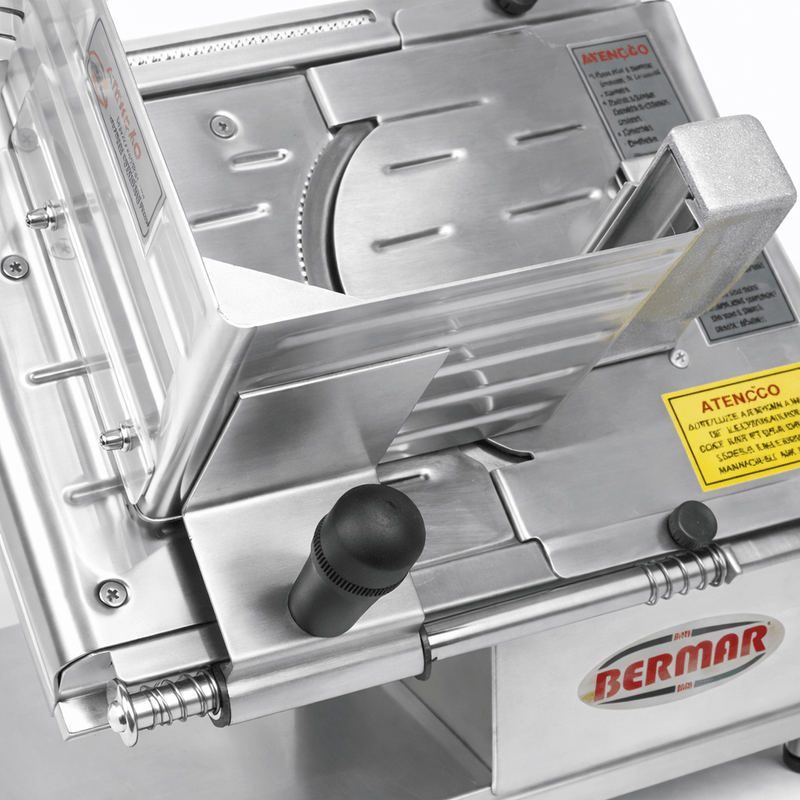 Cortador de Frios BM06 NR Inox Lâmina 202 mm | Bivolt