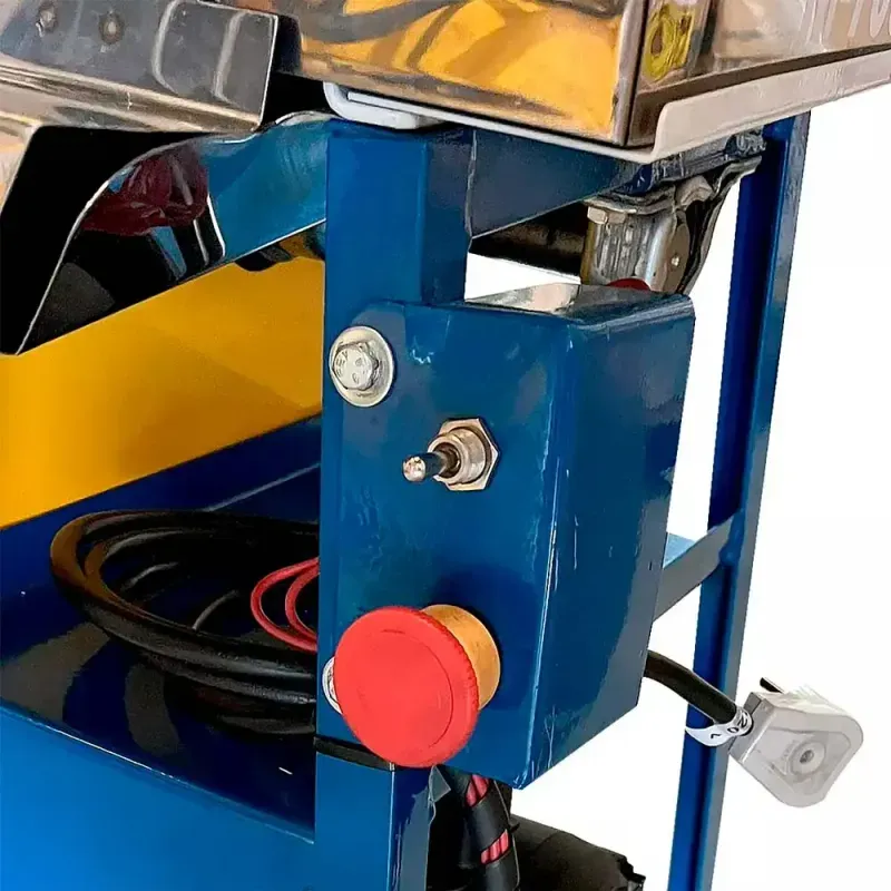 Moenda de Cana Maqtron M-700 com Motor 1CV Rolos Inox | 220V